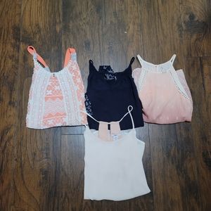 Womens XS/S Tank Top LOT (4 pieces)